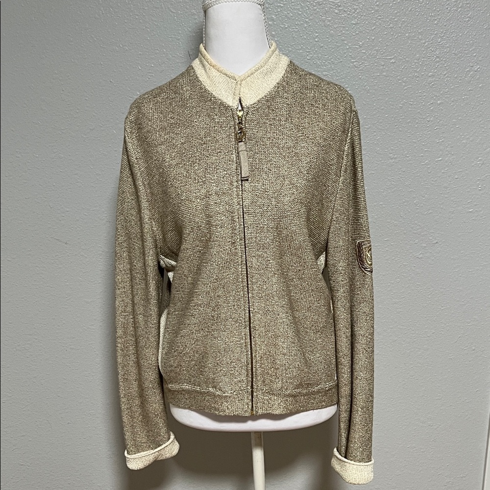 Elegant Beige Zip-Up Jacket and Pants